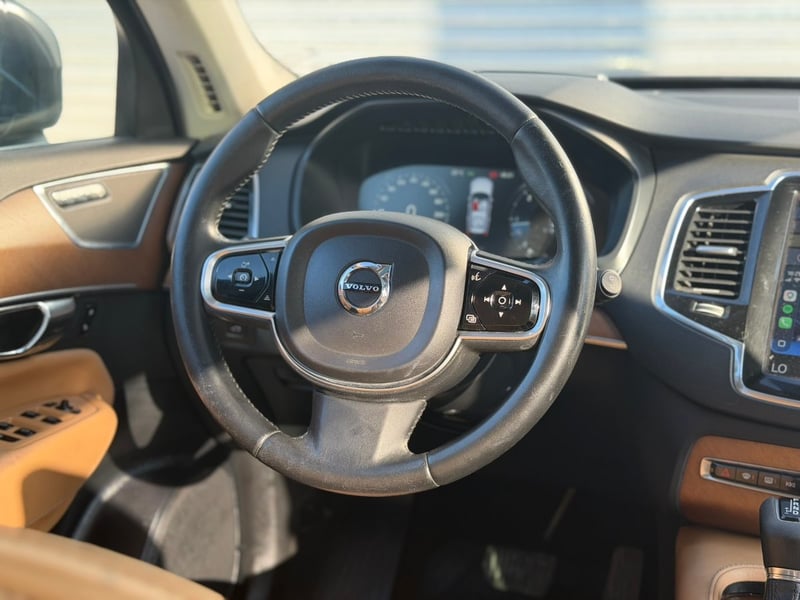 Volvo XC90 D5 Mometum 2017 - Imagen 19 de 20
