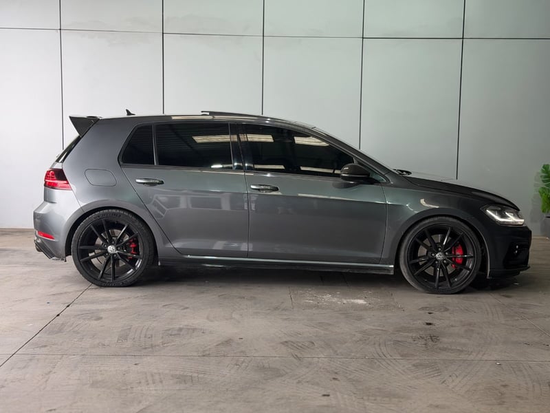 Volkswagen GOLF R 2018 - Imagen 4 de 18
