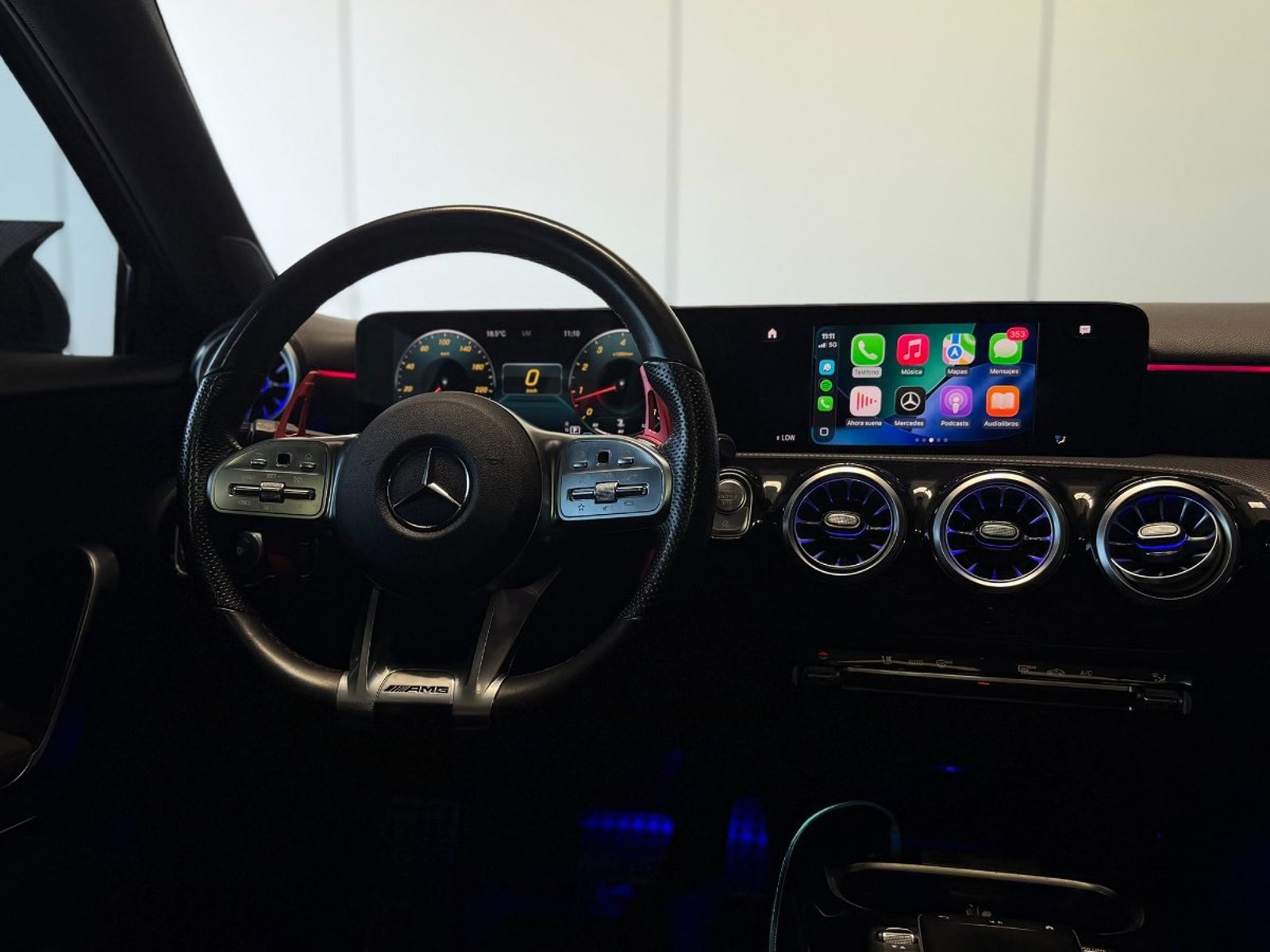 Mercedes-Benz A250 2.0 AMG LINE 2022 - Imagen 10 de 15