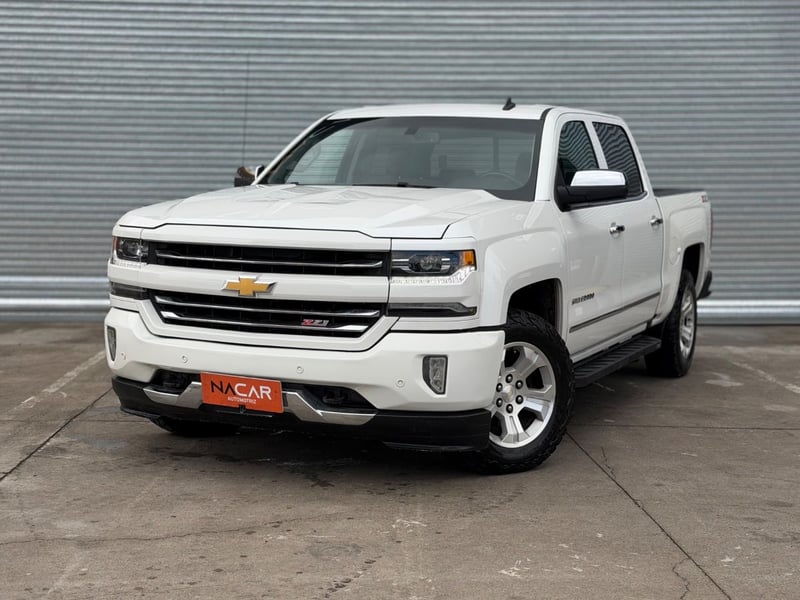 Chevrolet SILVERADO 2018