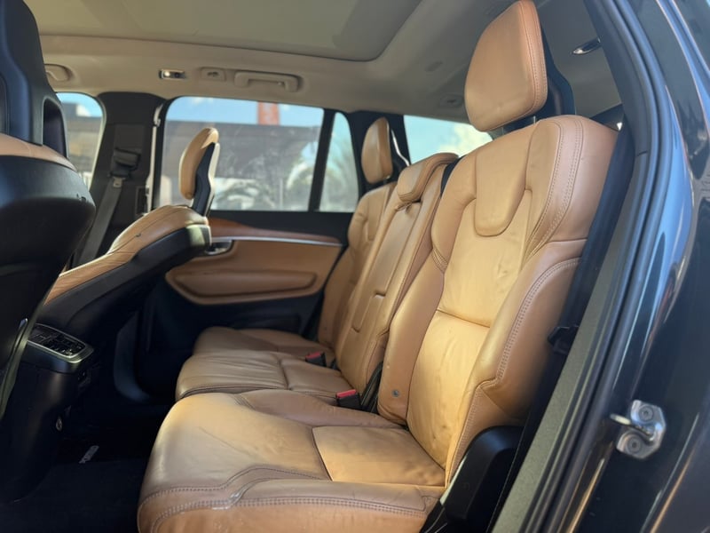 Volvo XC90 D5 Mometum 2017 - Imagen 6 de 20
