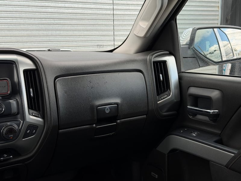 Chevrolet SILVERADO 2018 - Imagen 18 de 18