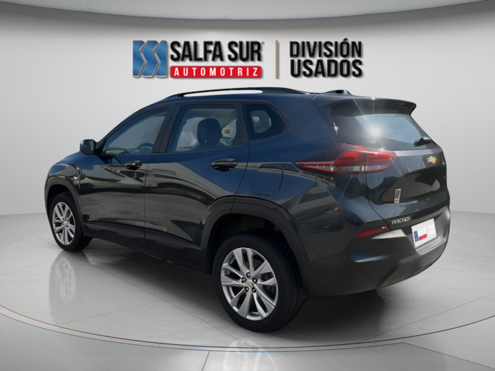 Chevrolet TRACKER 1.2T 2024 - Foto 2 de 9