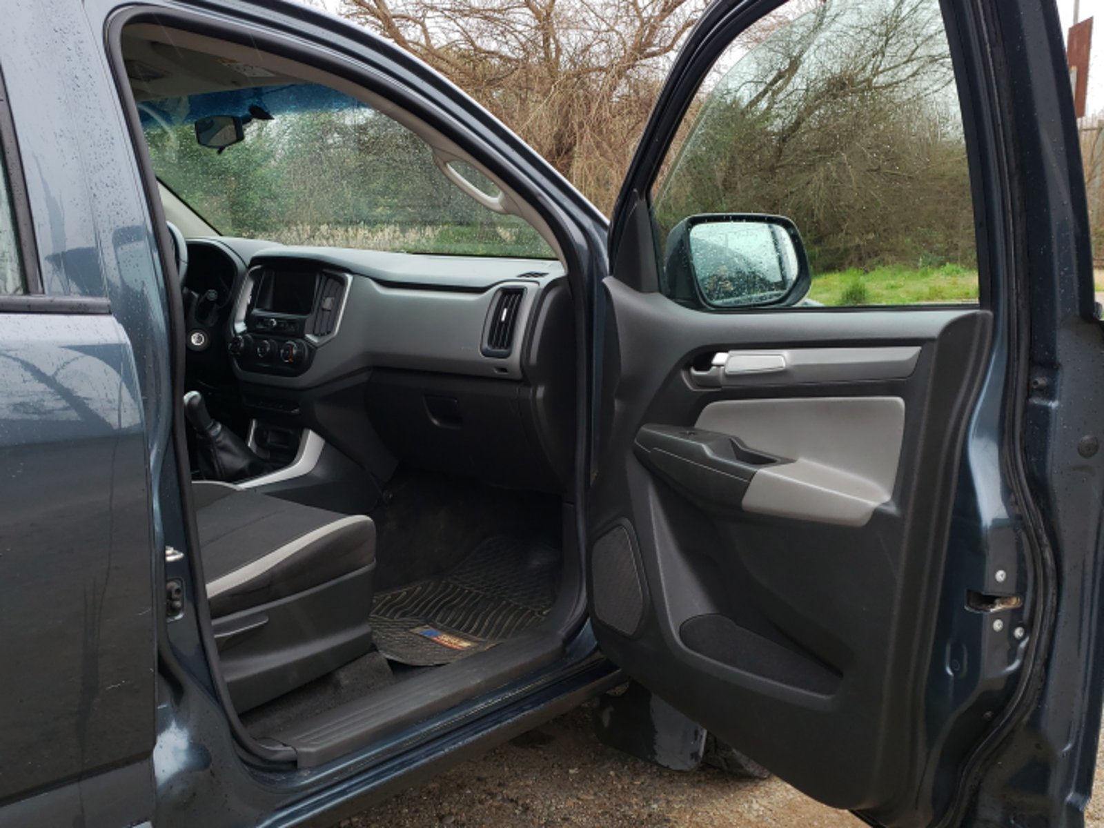 Chevrolet COLORADO 4WD 2. 2023 - Imagen 7 de 10