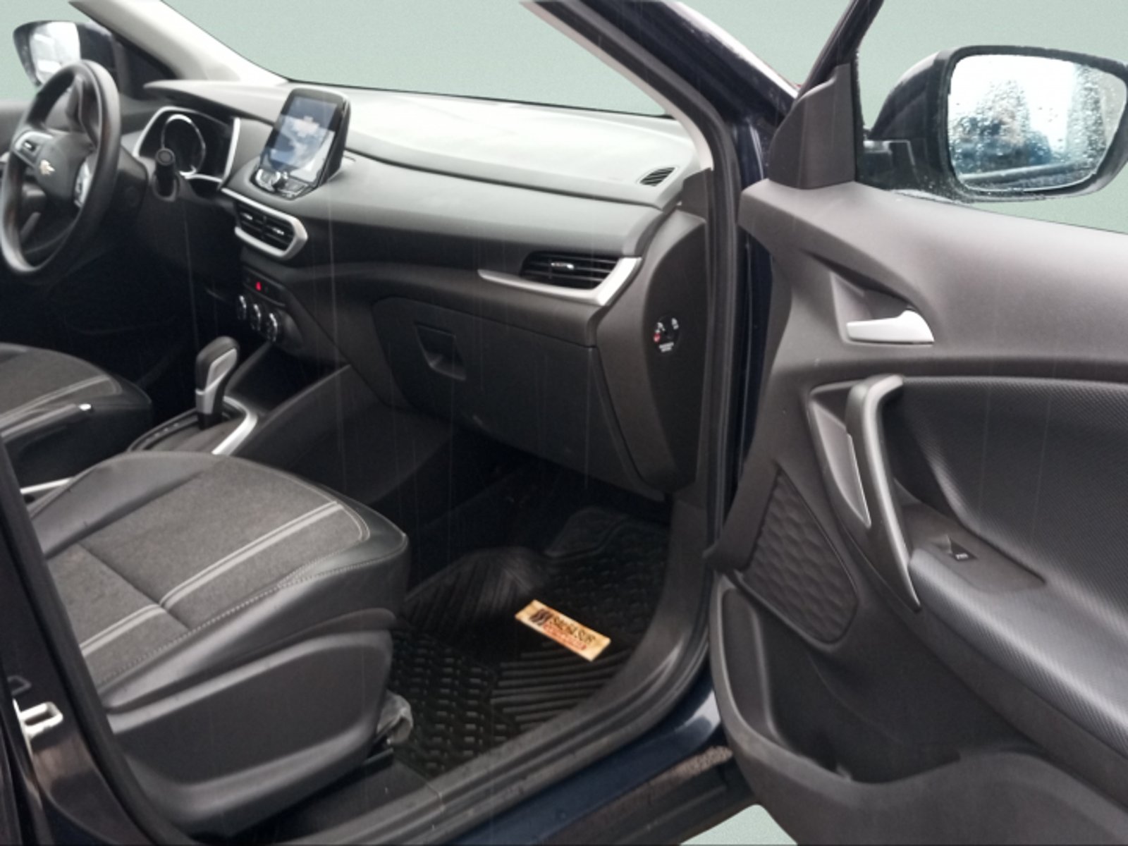 Chevrolet TRACKER 1.2T AU 2024 - Imagen 8 de 10