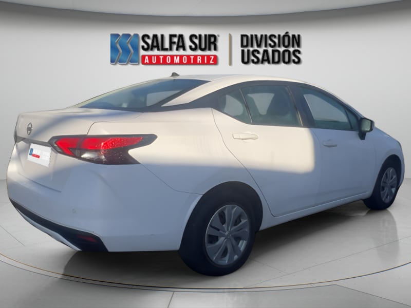 Nissan VERSA CVT 1.6 A 2021 - Imagen 4 de 10