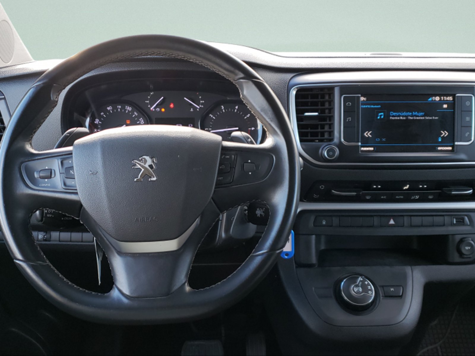 Peugeot TRAVELLER ACTIV 2023 - Imagen 9 de 10