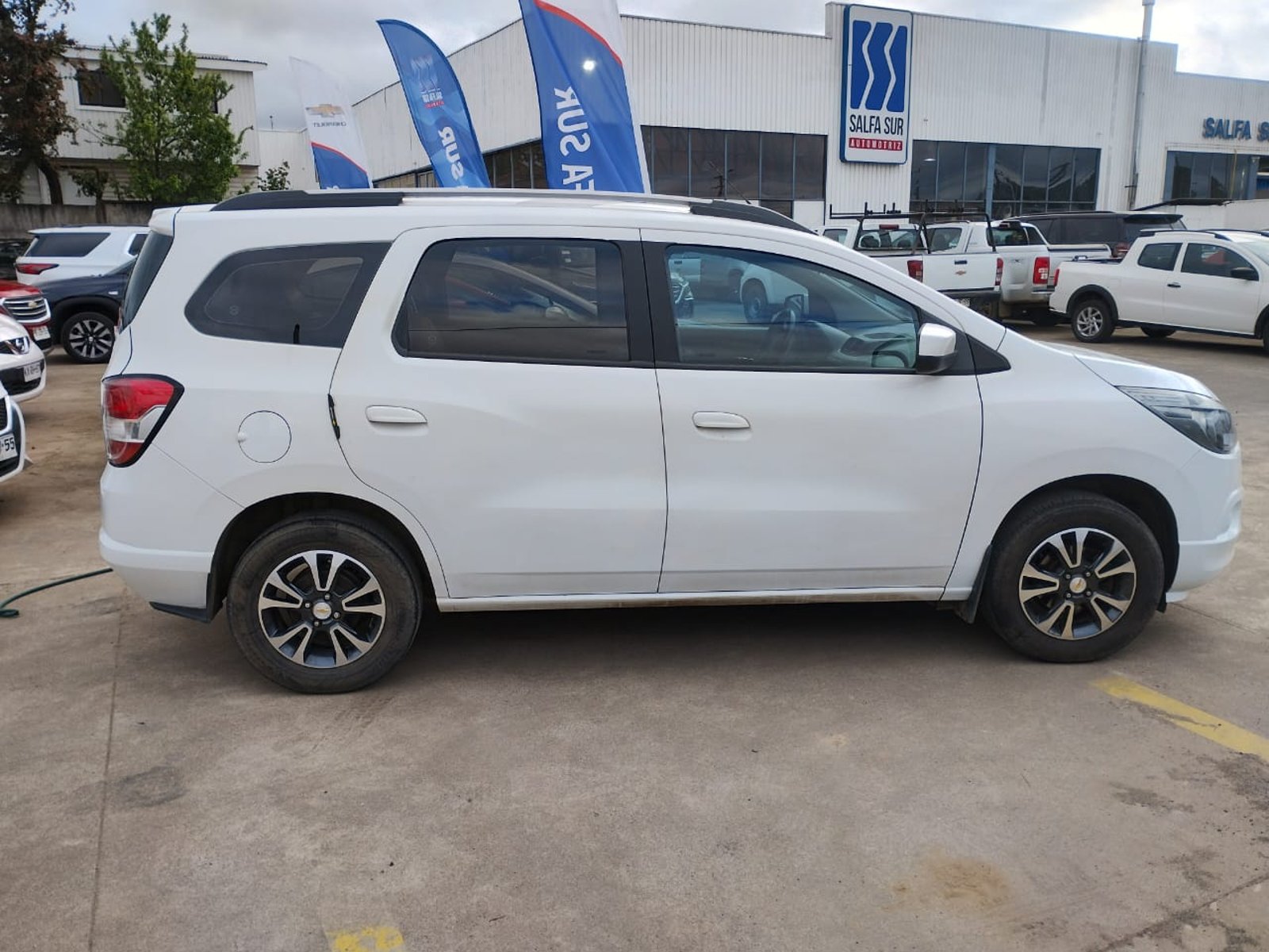 Chevrolet SPIN 1.8L LTZ M 2018 - Foto 4 de 13