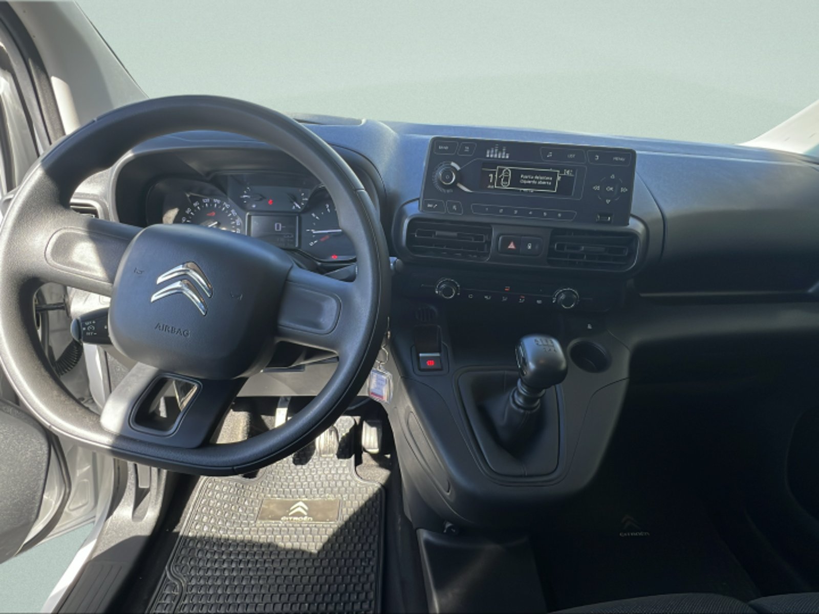 Citroën BERLINGO BLUEHD 2024 - Imagen 6 de 9