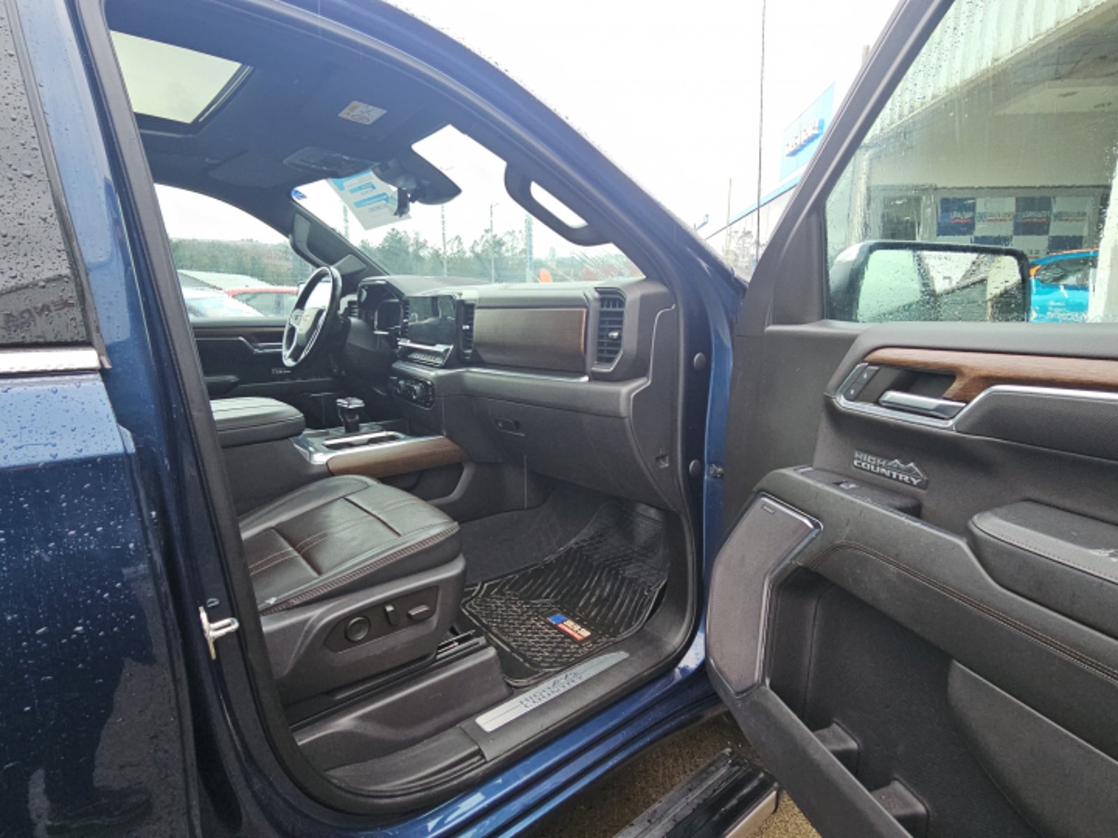 Chevrolet SILVERADO 3.0 A 2023 - Imagen 9 de 10
