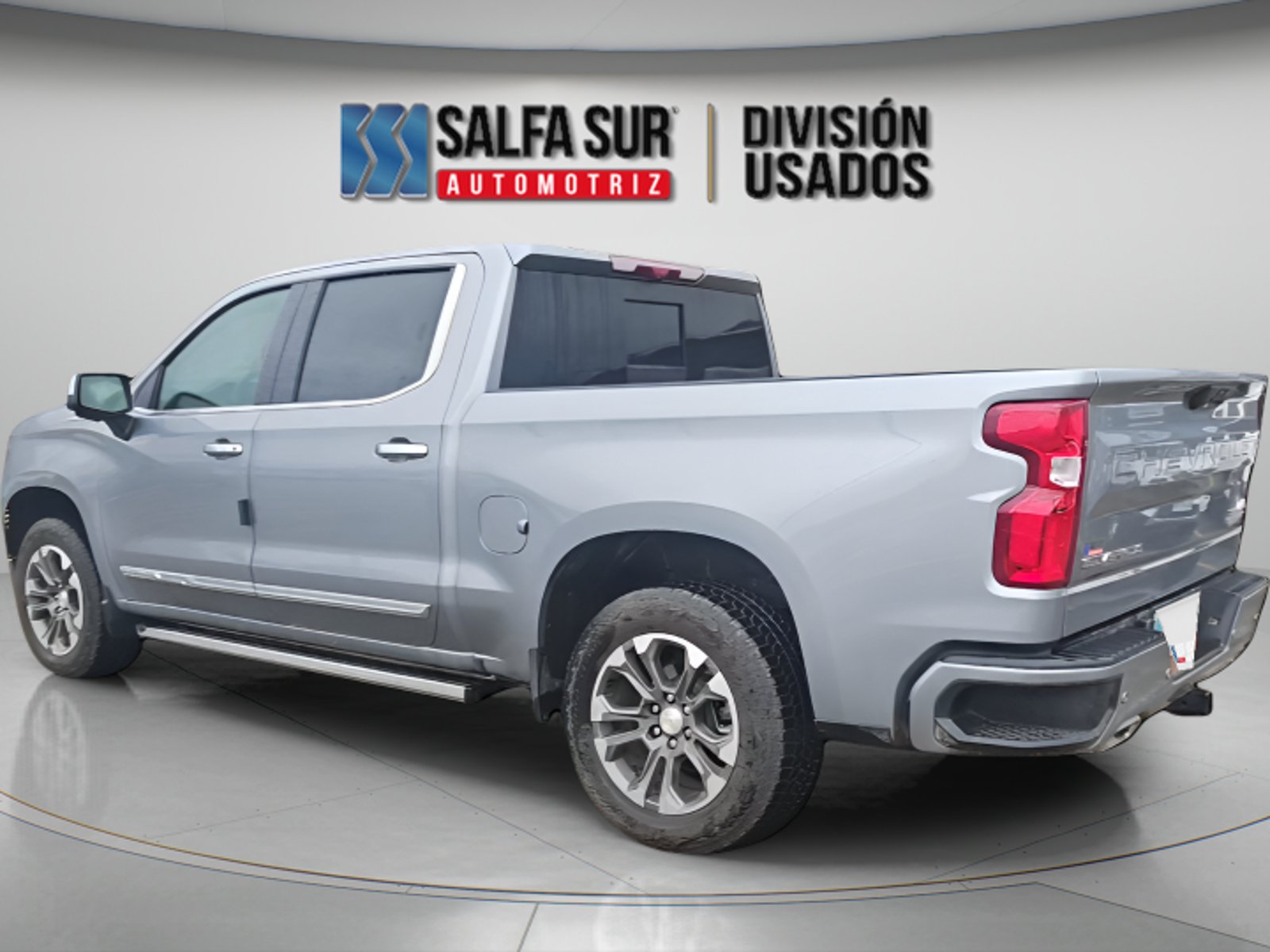 Chevrolet SILVERADO 4X4 3 2026 - Foto 2 de 10