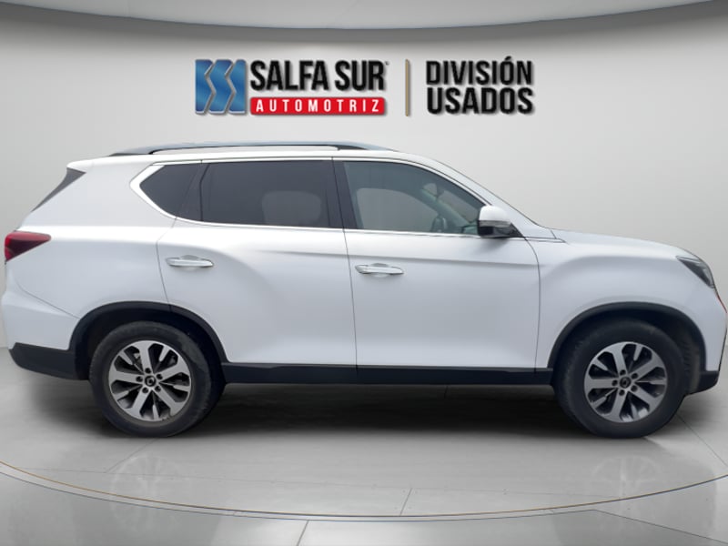 SsangYong GLX TD 4X4 2.2 2023 - Imagen 5 de 10