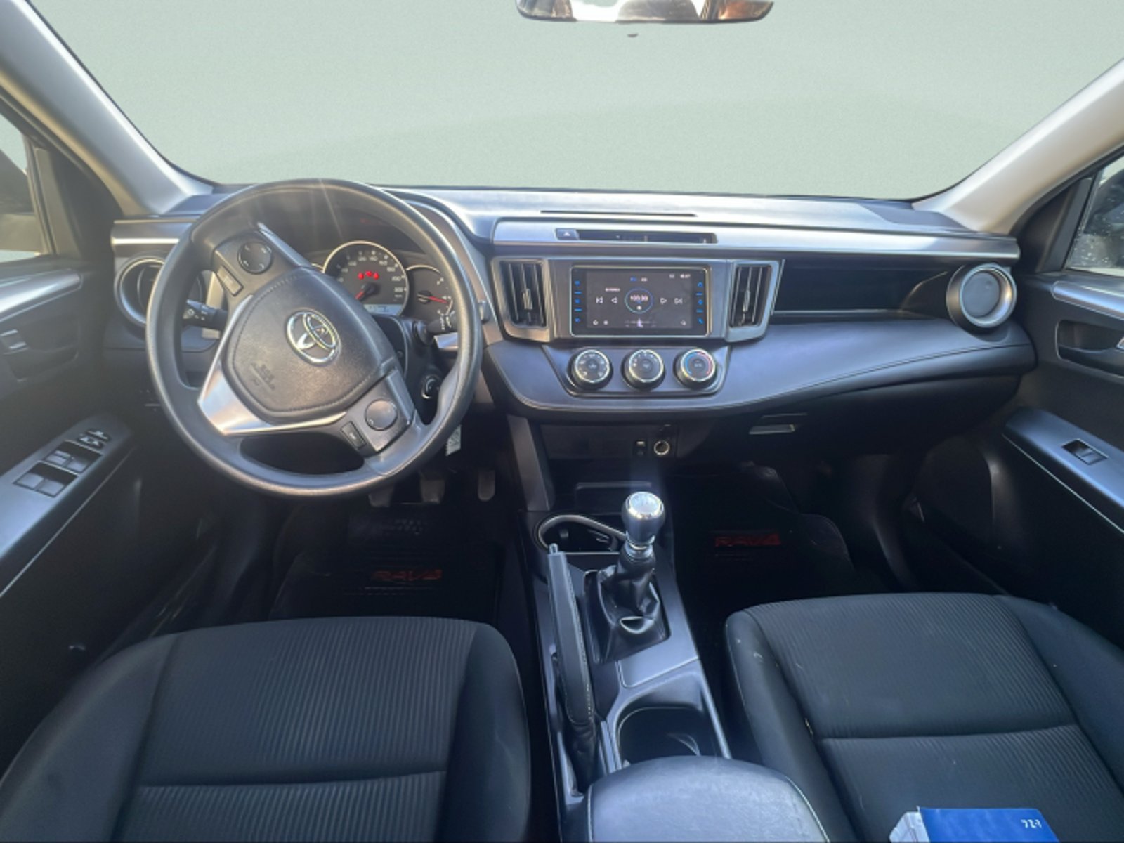 TOYOTA RAV 4 2.0 2018 - Imagen 6 de 10