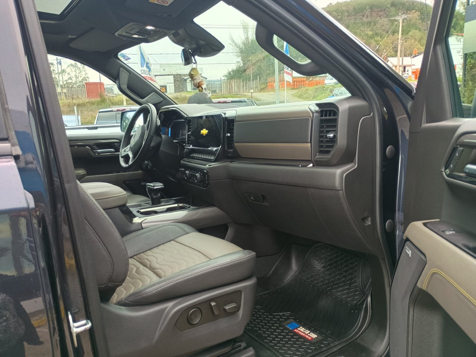 Chevrolet SILVERADO 4WD 6 2024 - Imagen 9 de 11