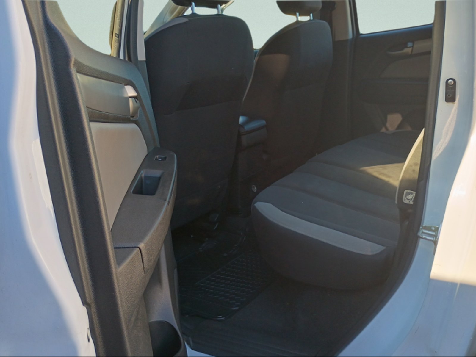 Chevrolet COLORADO 2.8 2023 - Imagen 6 de 9