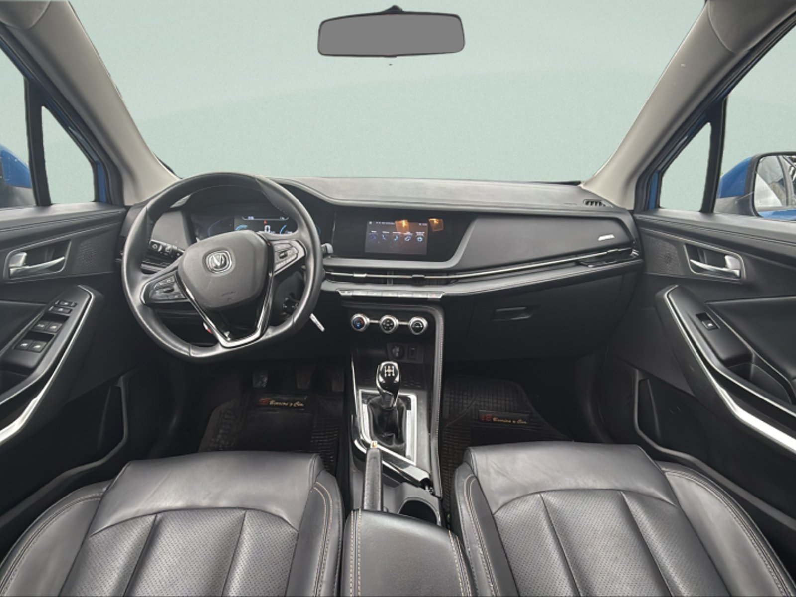Changan CS15 HB 4X2 1.5 2022 - Imagen 6 de 10