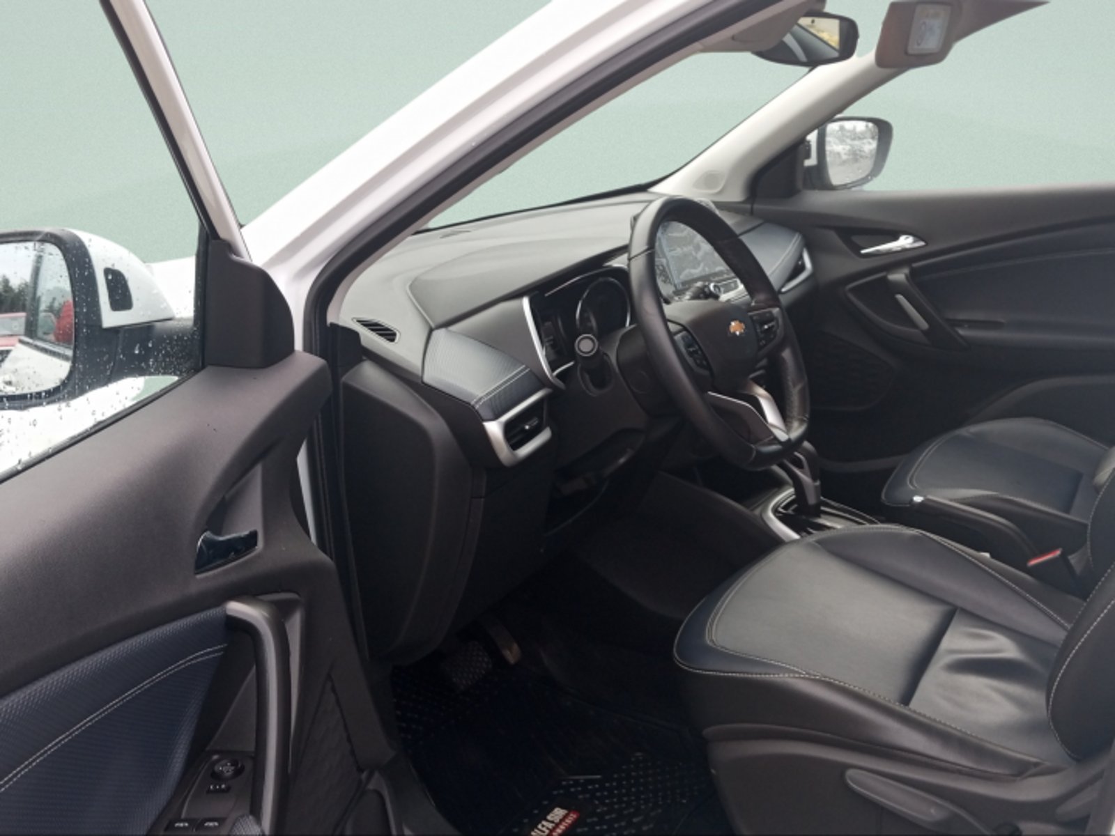 Chevrolet TRACKER 1.2T AU 2022 - Imagen 6 de 10