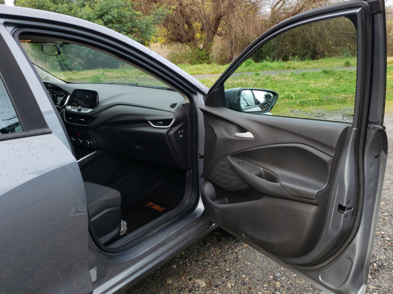 Chevrolet ONIX II LTZ 1.0 2021 - Imagen 6 de 10