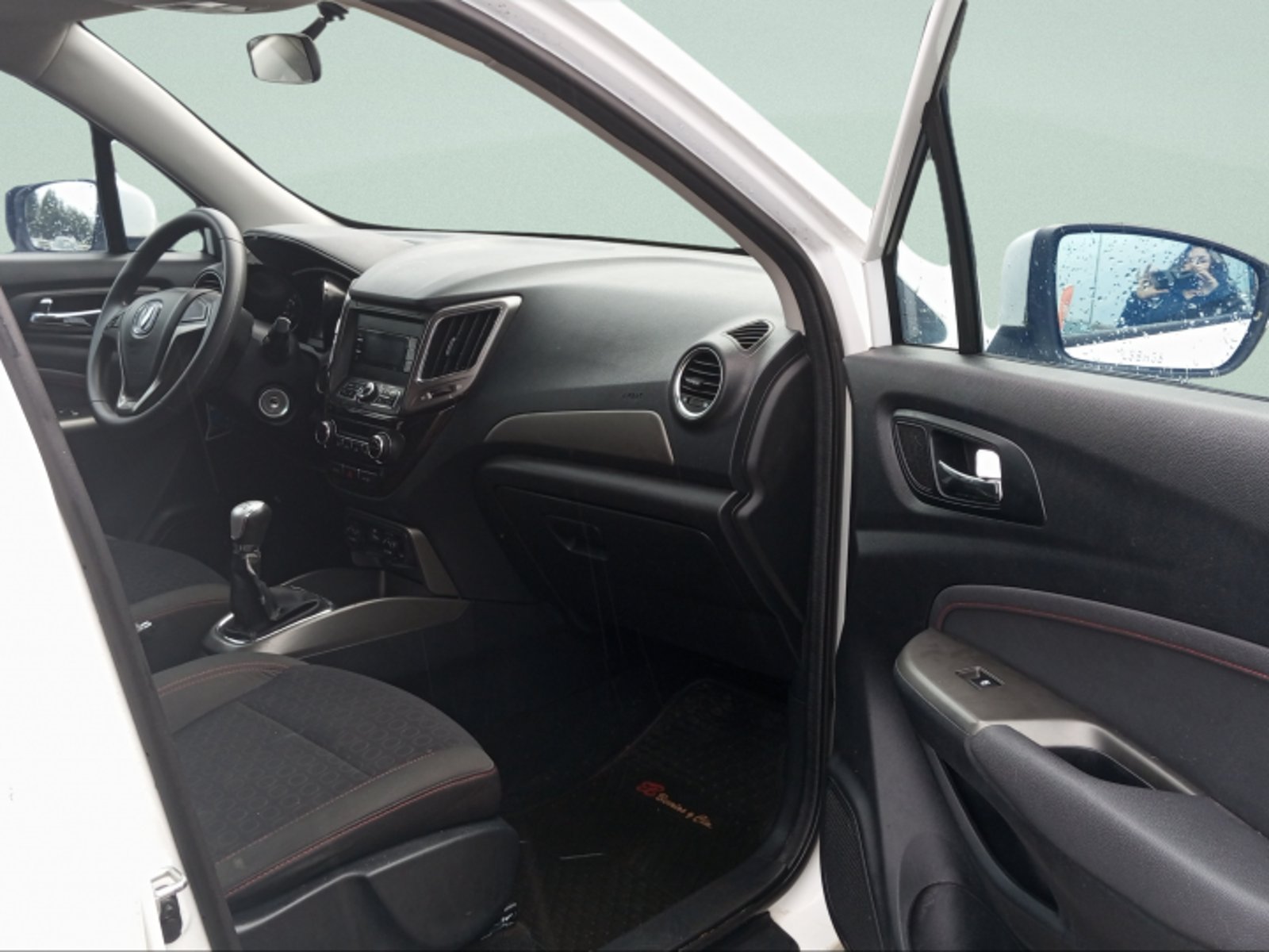 CHANGAN CS15 HB 1.5 2020 - Imagen 8 de 10