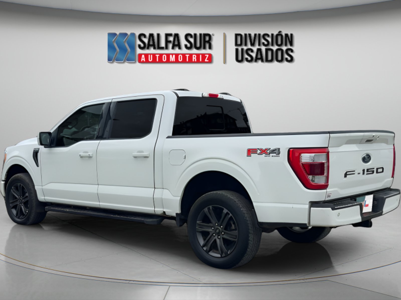 Ford F150 LARIAT SP 2024 - Foto 2 de 10
