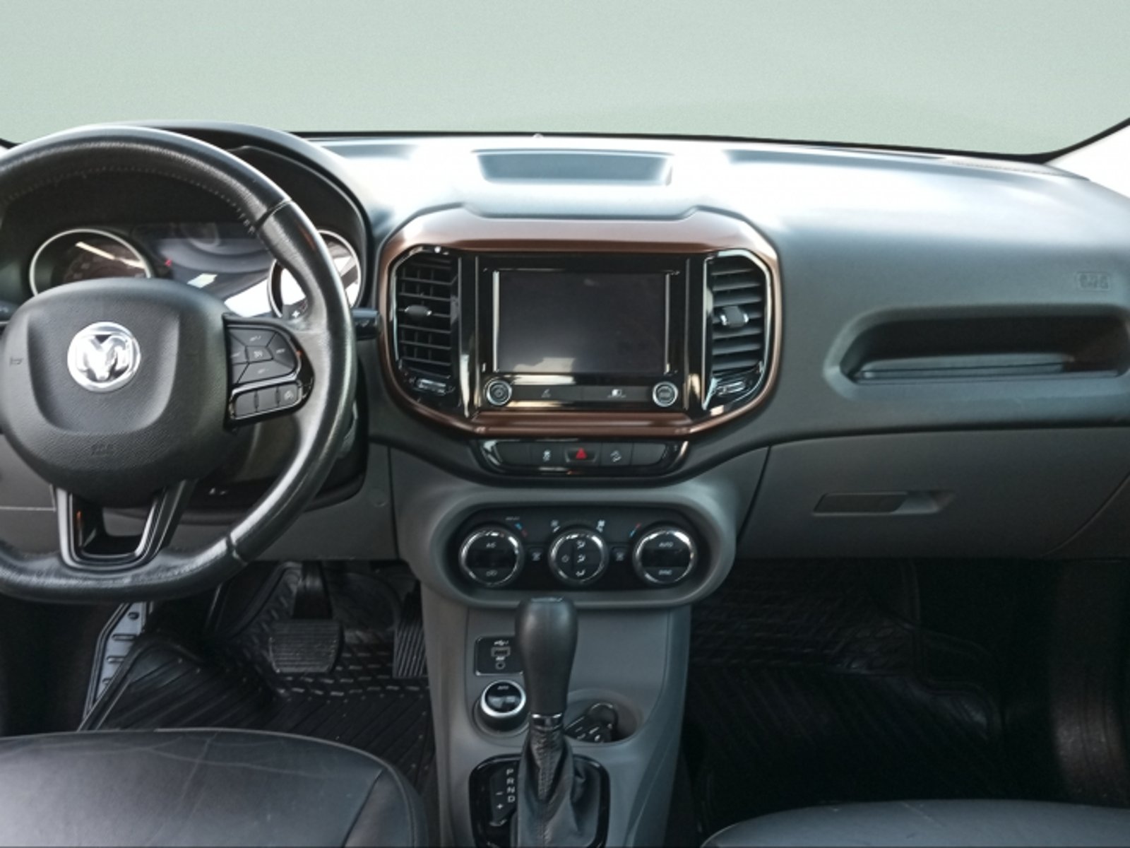RAM 1000 LARAMIE 4X 2021 - Imagen 10 de 10