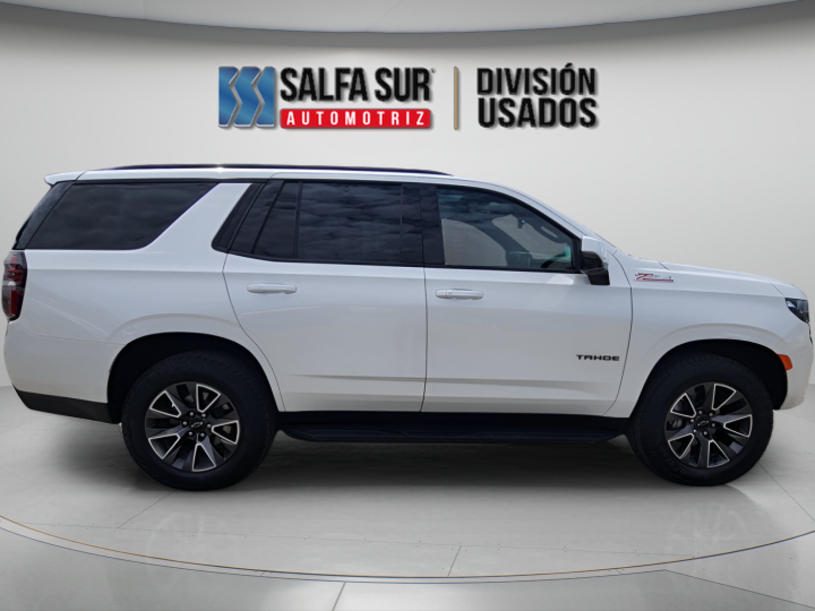 Chevrolet TAHOE 4X4 5.3L 2024 - Imagen 5 de 10