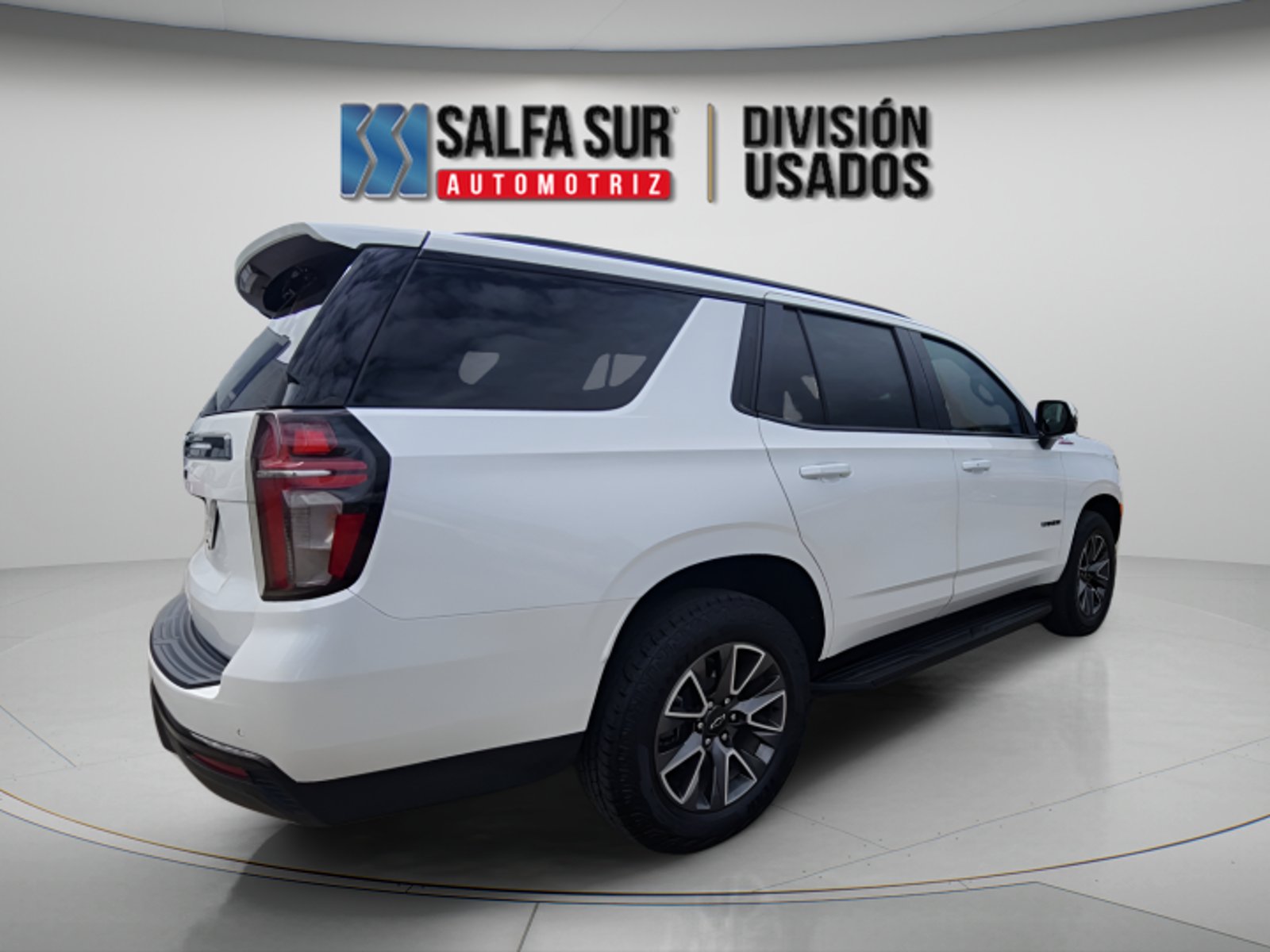 Chevrolet TAHOE 4X4 5.3L 2024 - Foto 4 de 10
