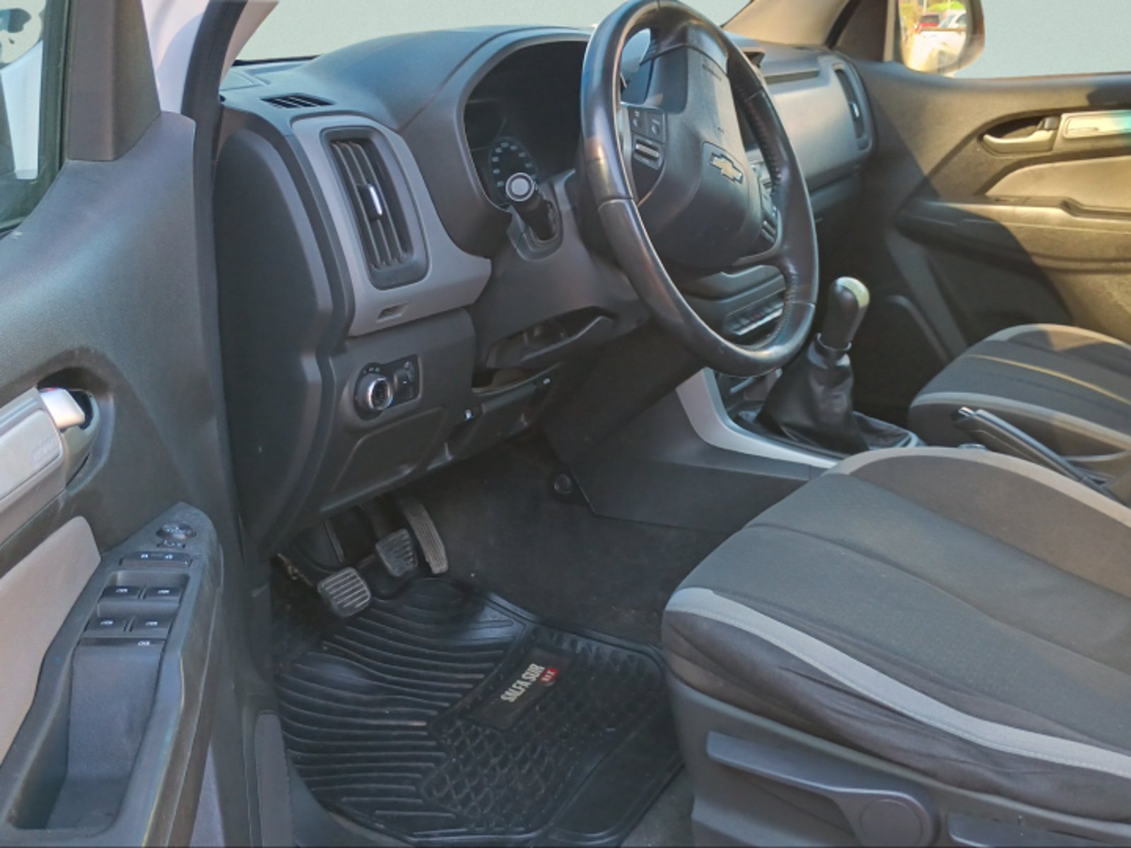 Chevrolet COLORADO 2.8 2023 - Imagen 7 de 9