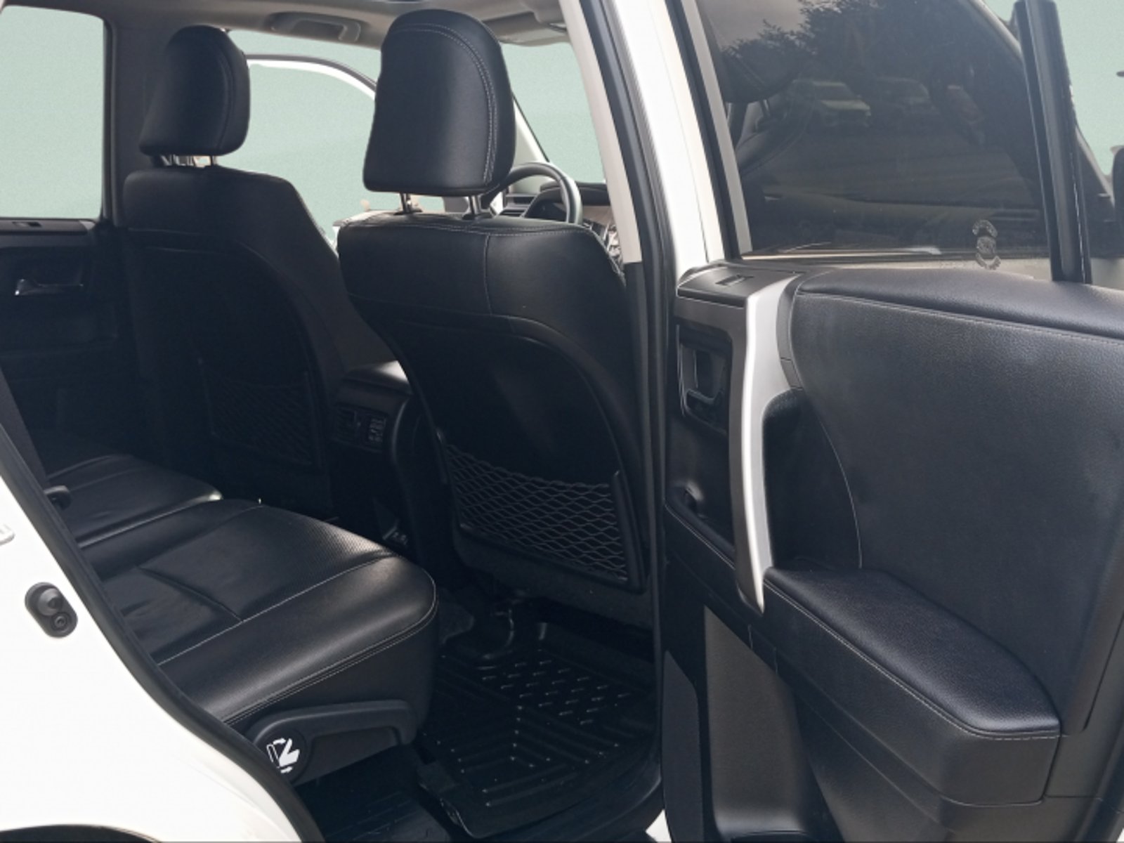 Toyota 4RUNNER 4X4 4.0 2021 - Imagen 8 de 10