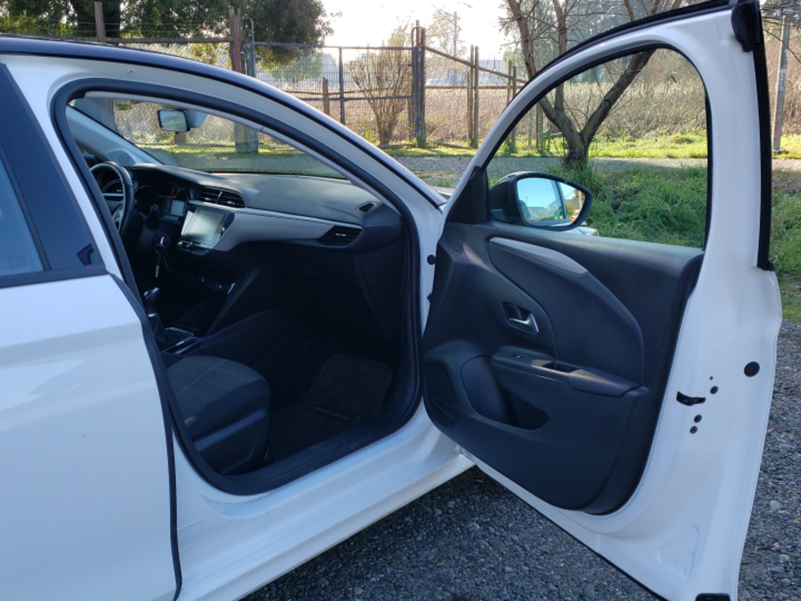Opel CORSA MT5 1.2 2022 - Imagen 7 de 10