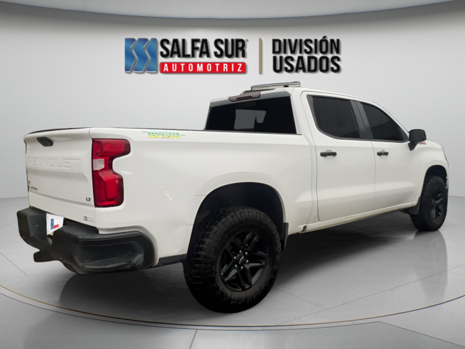 Chevrolet SILVERADO 4WD 5 2021 - Foto 4 de 10