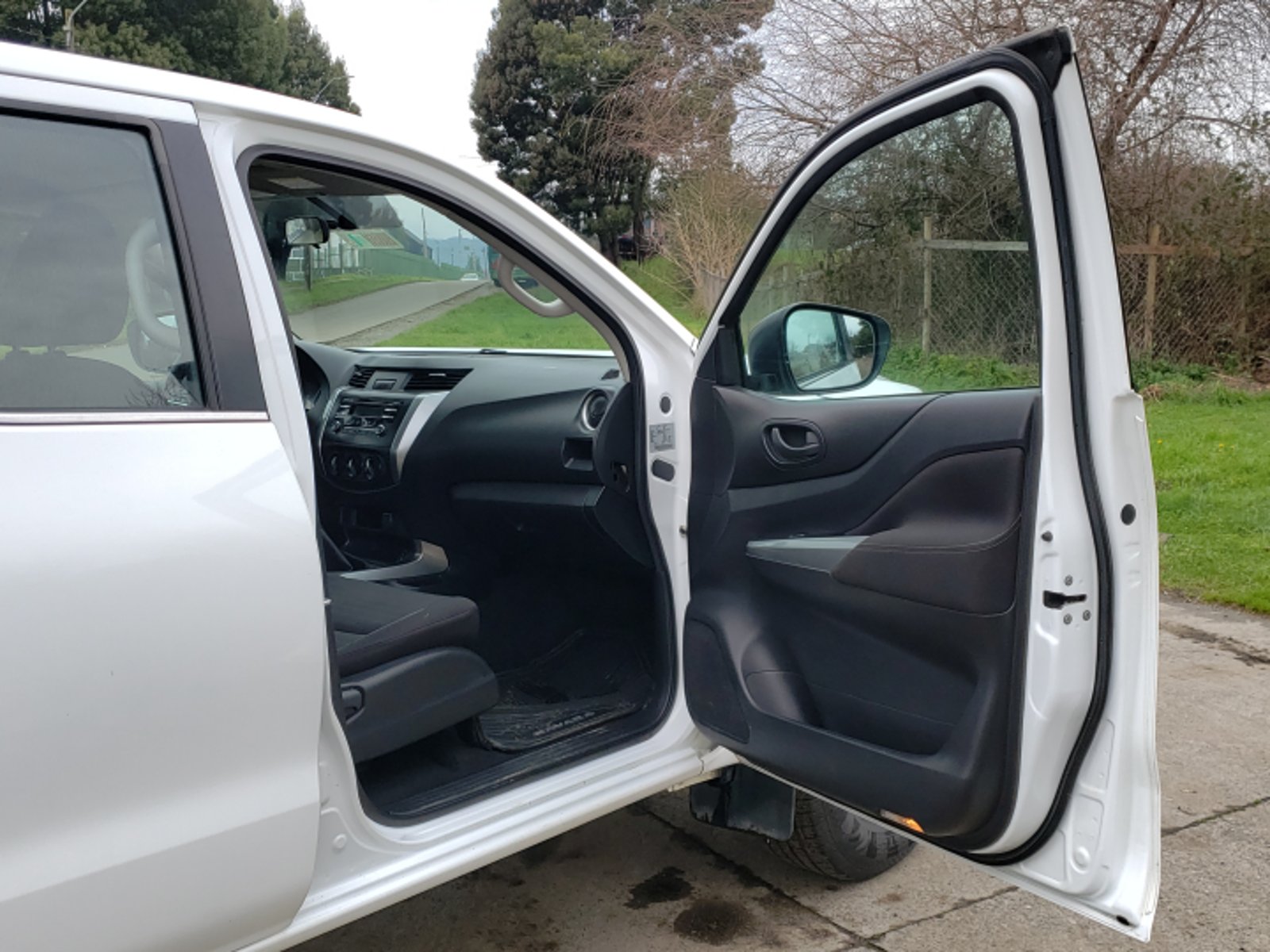 Nissan NAVARA D CAB 2. 2022 - Imagen 7 de 10