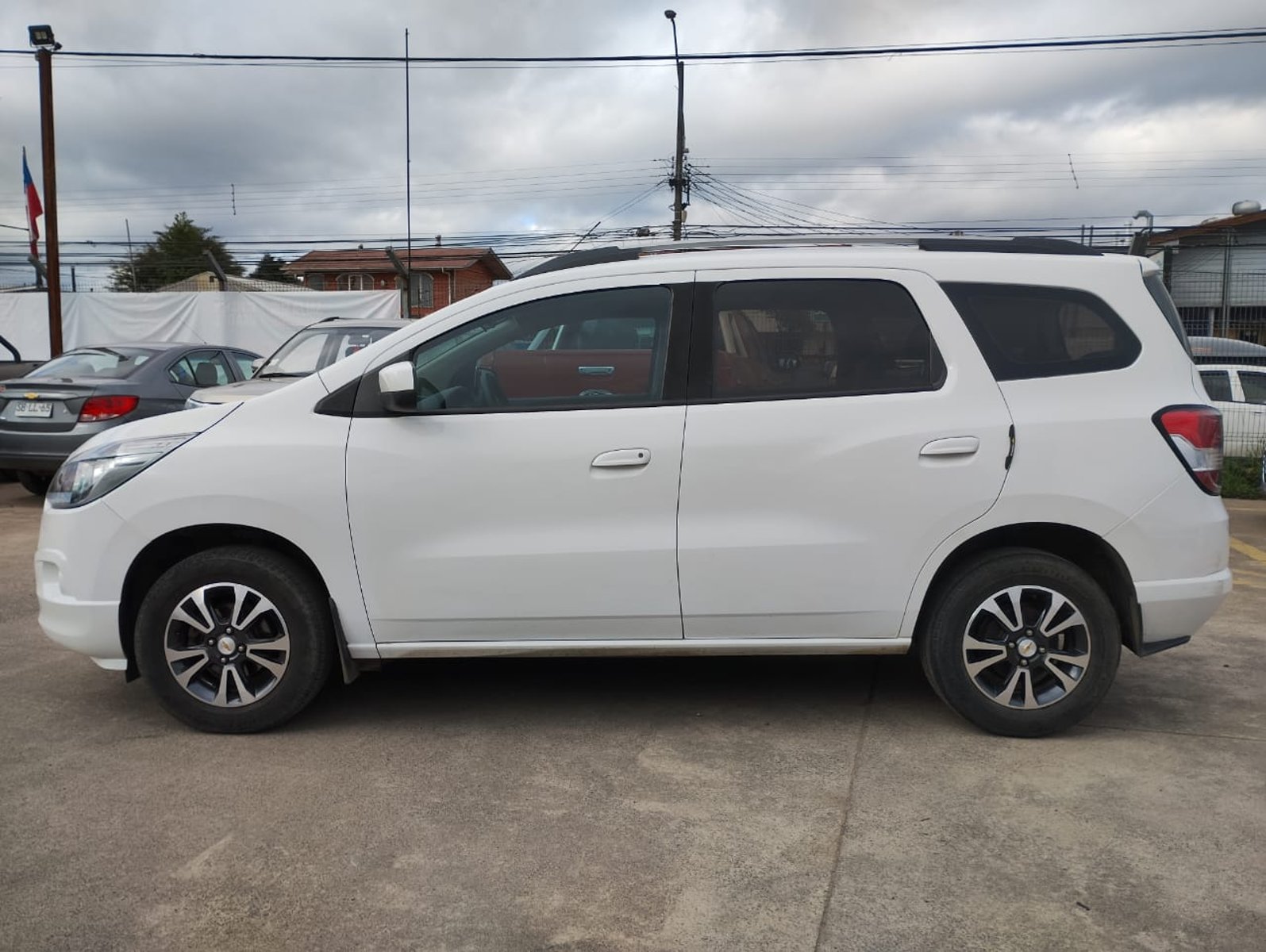 Chevrolet SPIN 1.8L LTZ M 2018 - Imagen 8 de 13