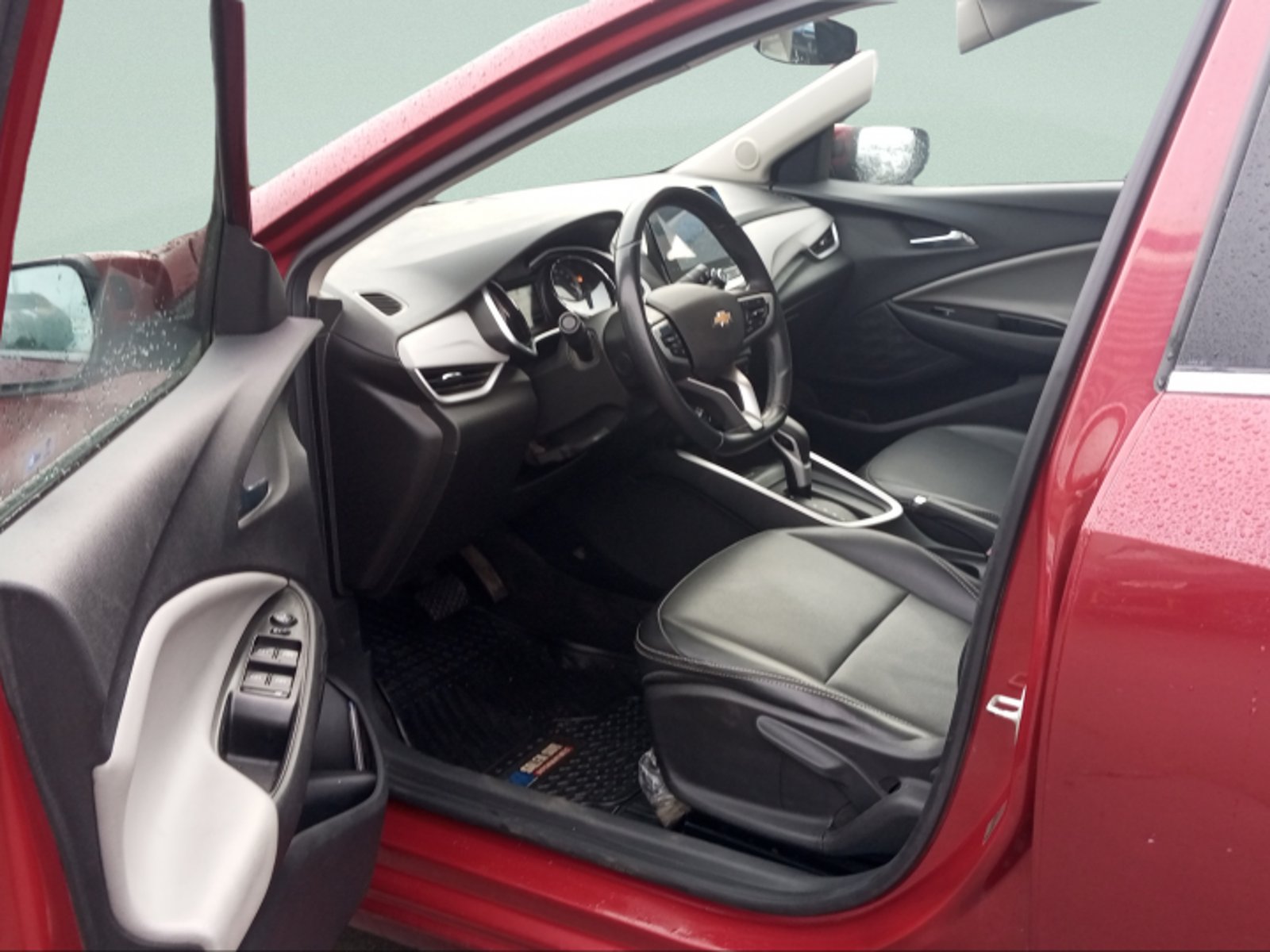 Chevrolet ONIX HB 1.0 2024 - Imagen 6 de 9