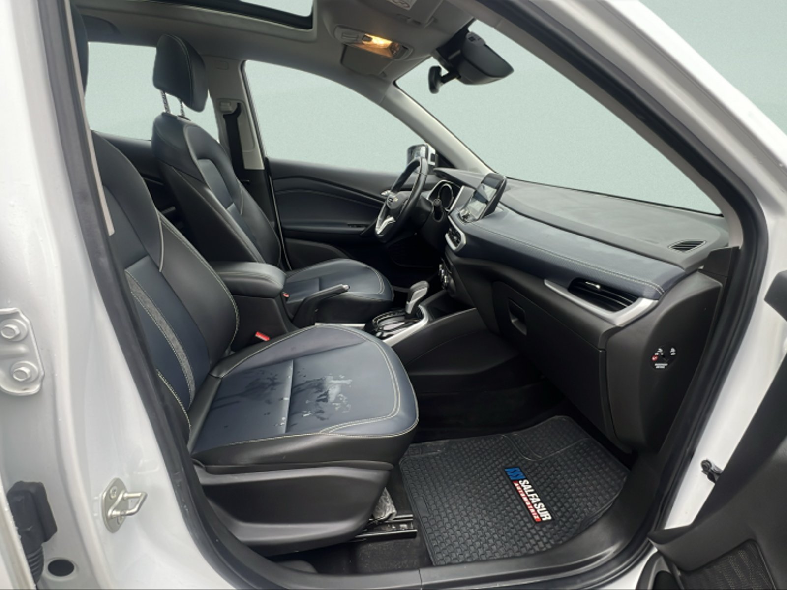 Chevrolet TRACKER 1.2T AU 2024 - Imagen 9 de 10