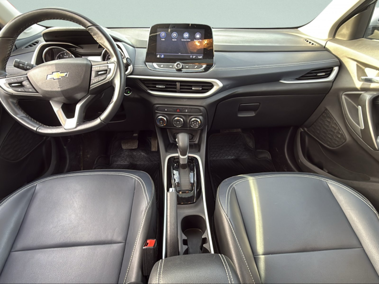 Chevrolet TRACKER 1.2T AU 2024 - Imagen 7 de 10