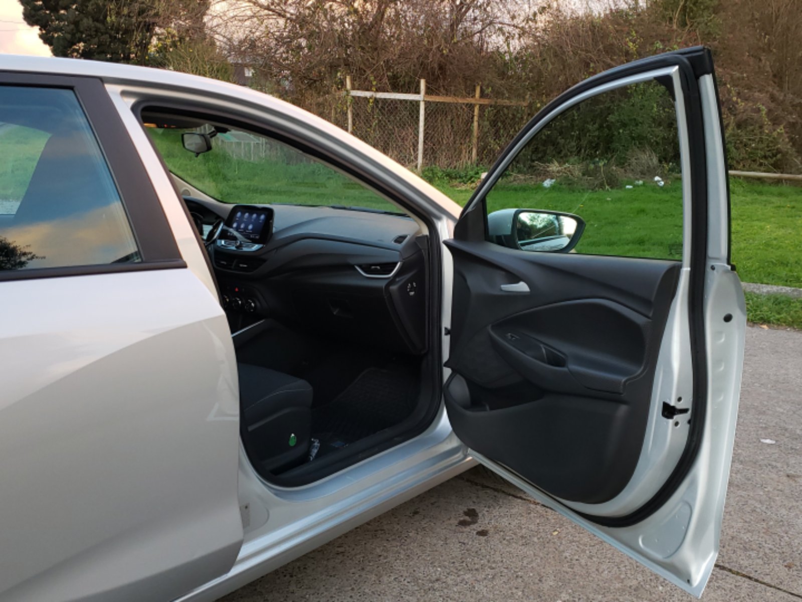CHEVROLET ONIX II LTZ 1.0 2022 - Imagen 7 de 10