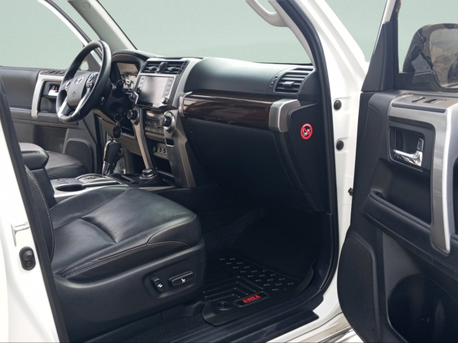 Toyota 4RUNNER 4X4 4.0 2021 - Imagen 9 de 10