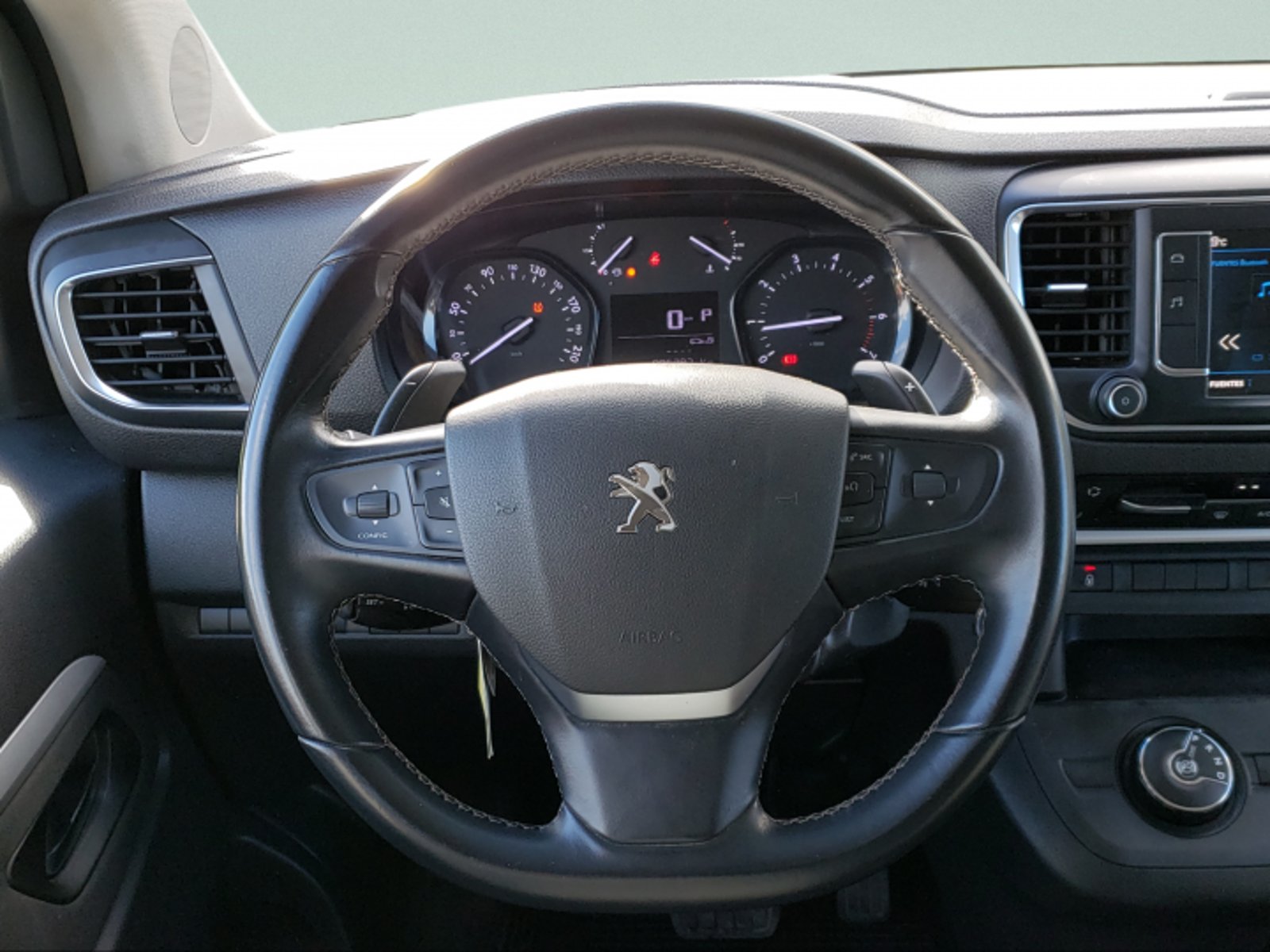 Peugeot TRAVELLER ACTIV 2023 - Imagen 10 de 10