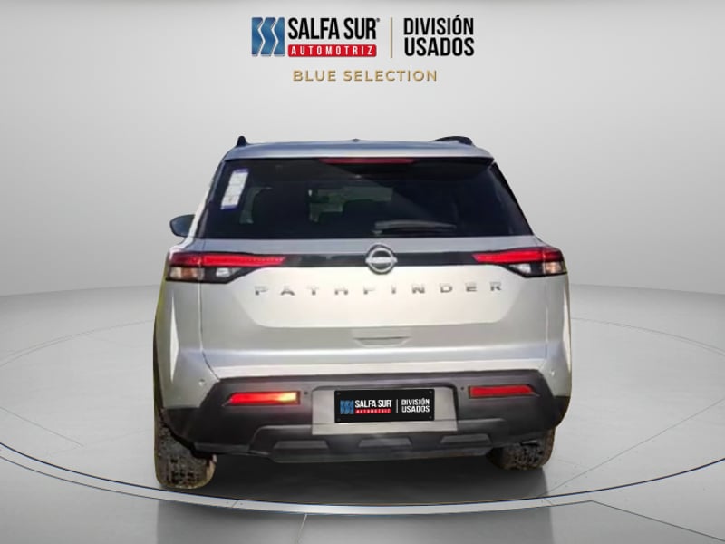 Nissan PATHFINDER SE 3 2023 - Imagen 3 de 10