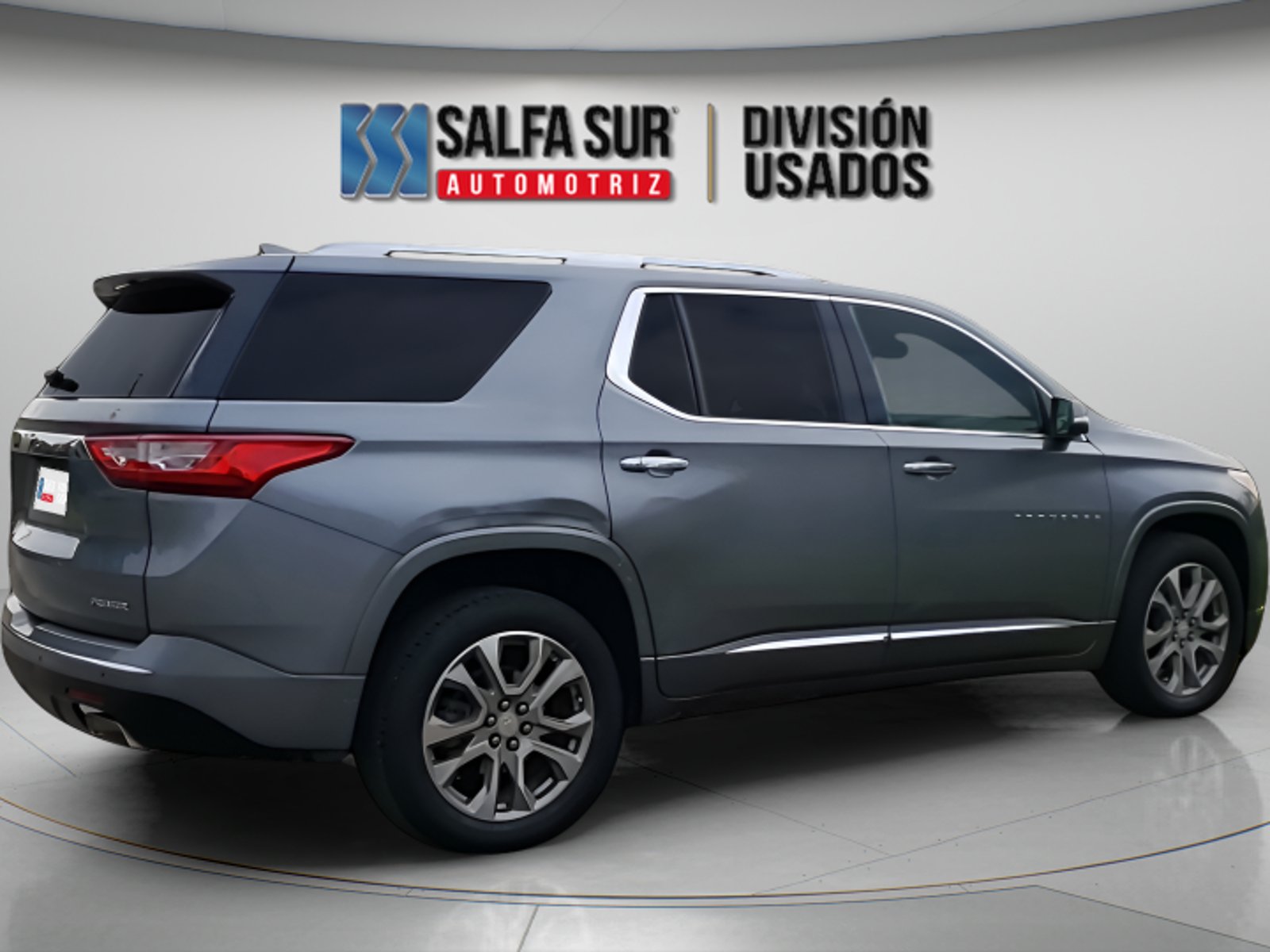 Chevrolet TRAVERSE 3.6L P 2022 - Foto 4 de 10