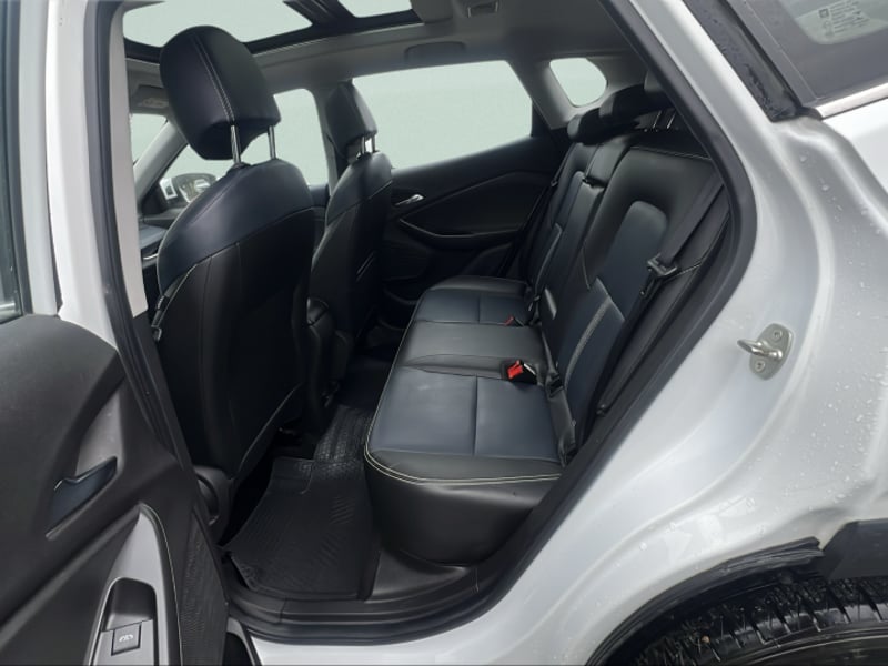 Chevrolet TRACKER 1.2T AU 2024 - Imagen 8 de 10
