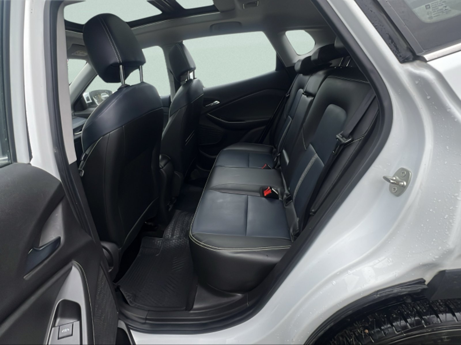 Chevrolet TRACKER 1.2T AU 2024 - Imagen 8 de 10