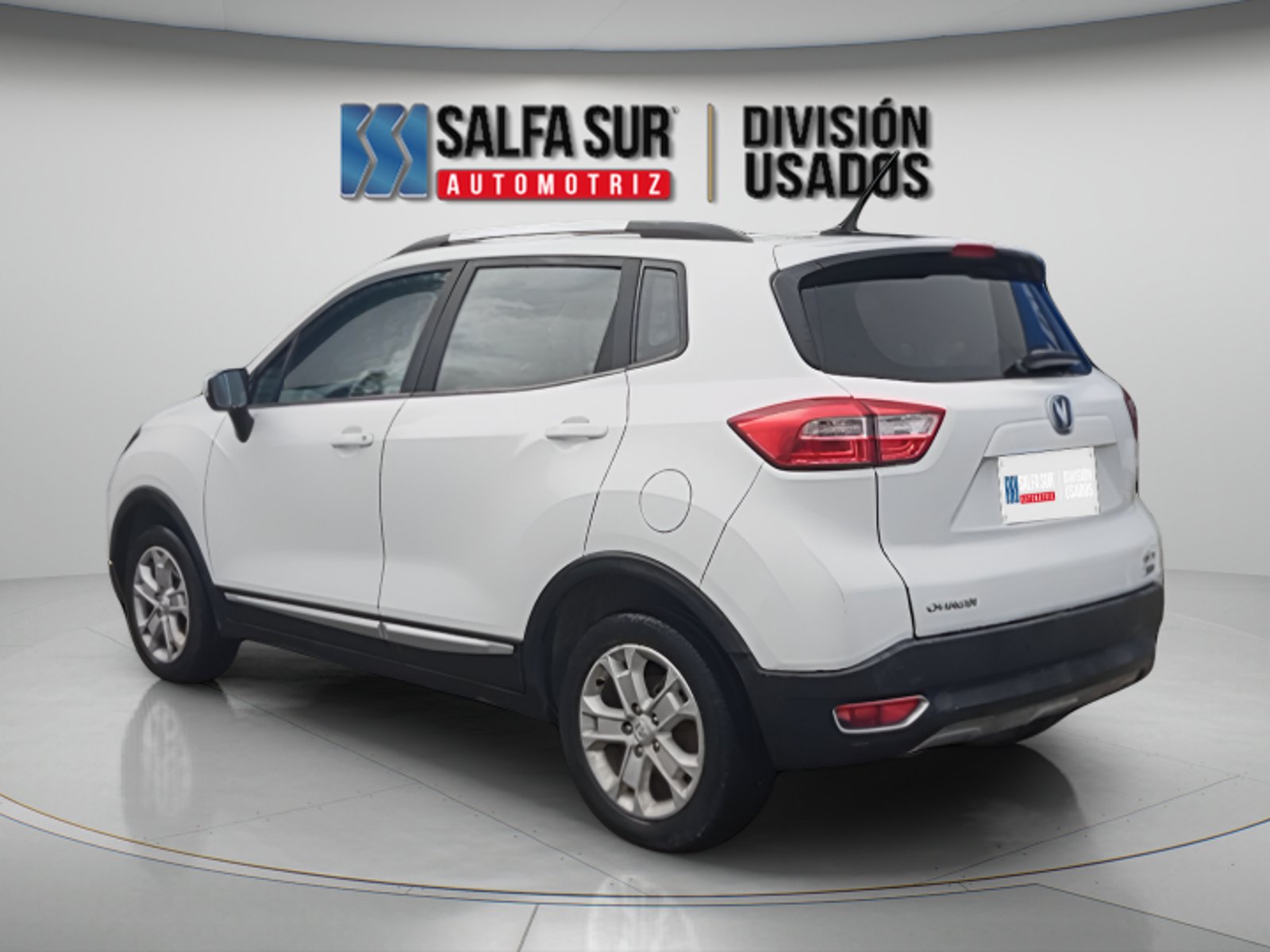 Changan CS15 HB 1.5 2020 - Foto 2 de 10