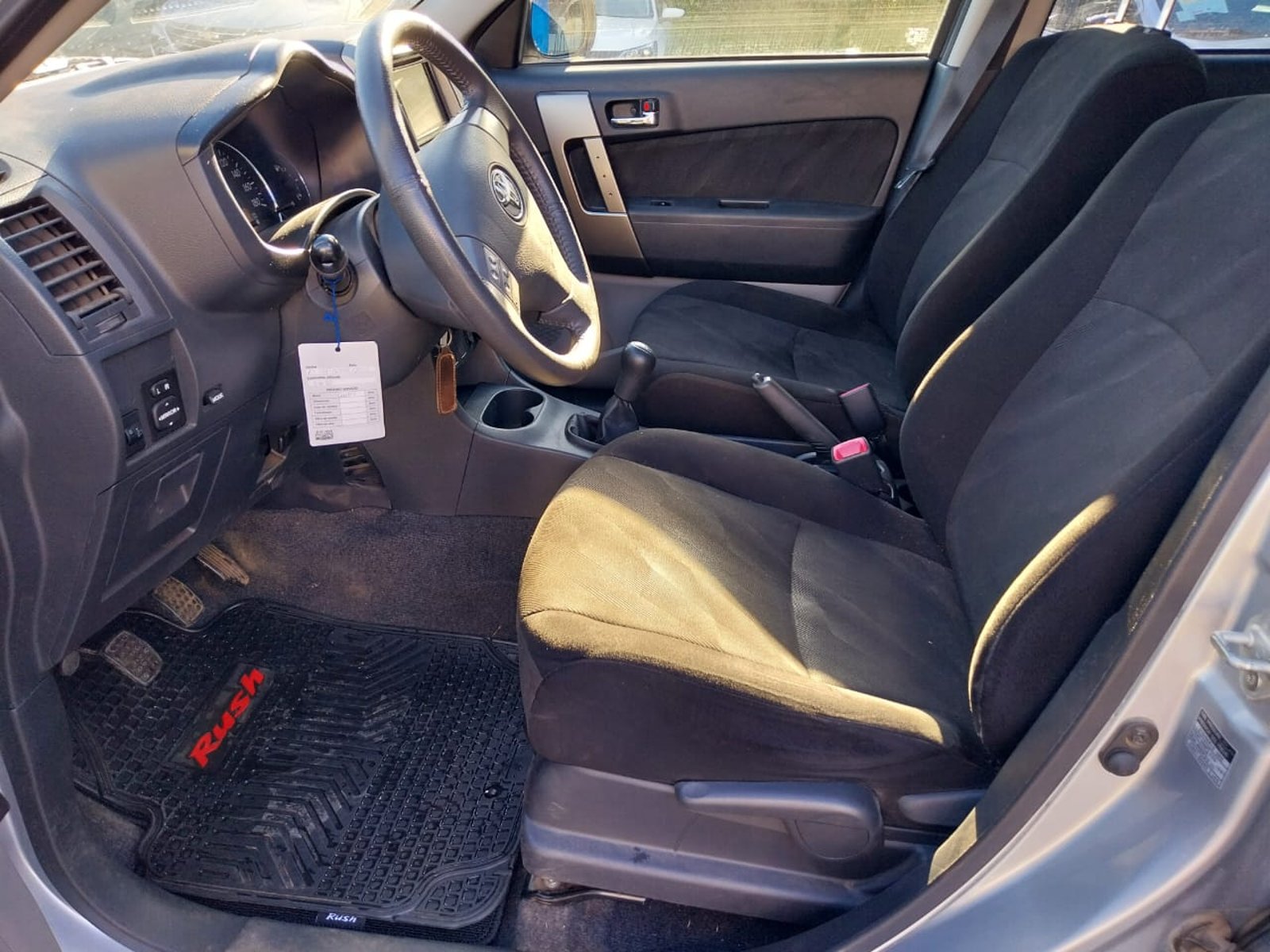 TOYOTA RUSH 1.5 2017 - Imagen 9 de 12
