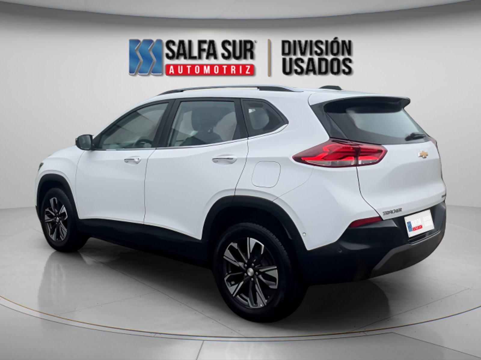 Chevrolet TRACKER 1.2T AU 2024 - Foto 2 de 10