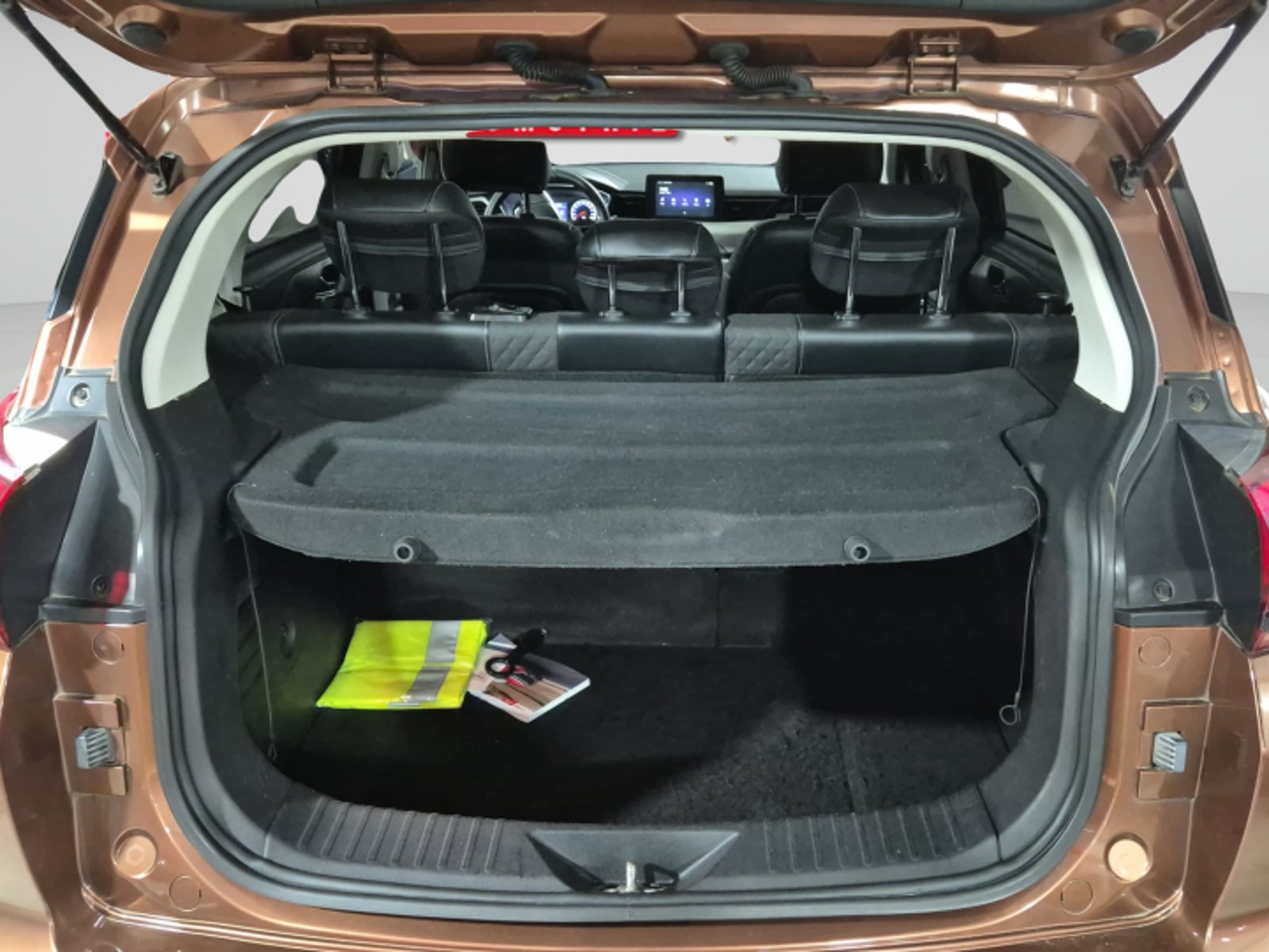BAIC X35 1.5 2023 - Imagen 7 de 10