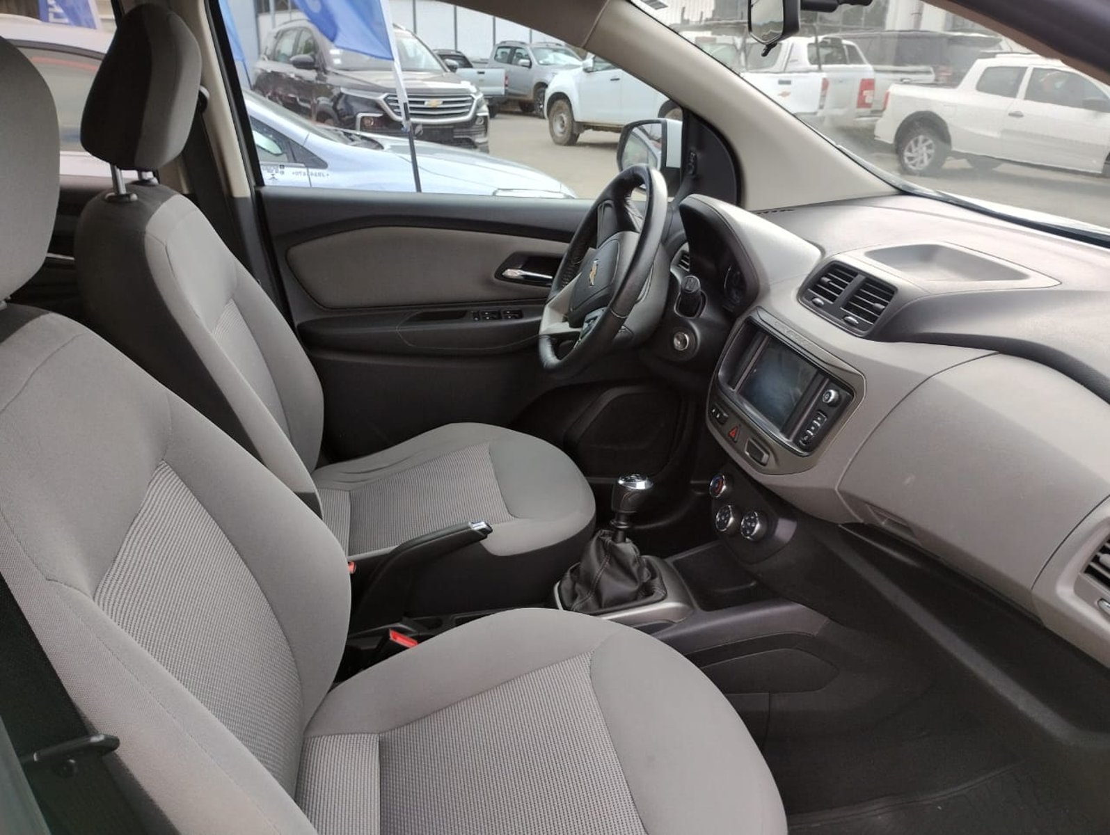 Chevrolet SPIN 1.8L LTZ M 2018 - Imagen 10 de 13