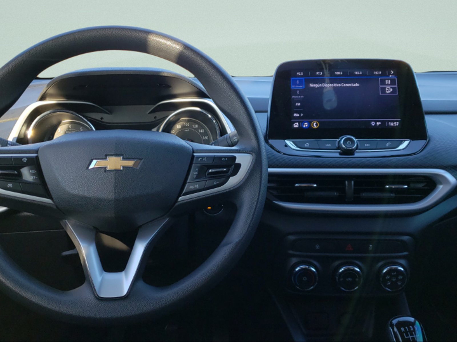 Chevrolet TRACKER 1.2T LT 2022 - Imagen 8 de 10
