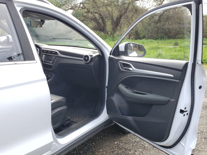 MG ZS 1.5 AUT 2024 - Imagen 7 de 10
